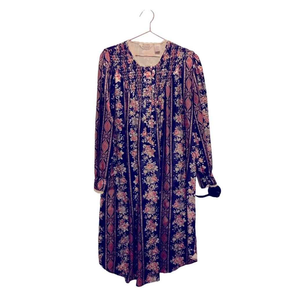 Vintage romantic grandma floral paisley long night gown size medium